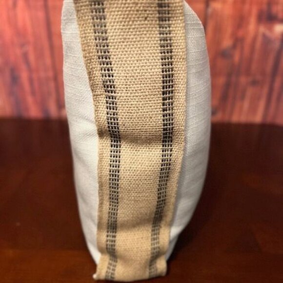 Decorative Rectangular Throw Pillow With "The Dog Made Me Do It" funny Quote - Picture 3 of 5